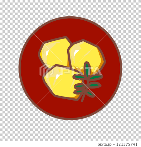 赤い皿に盛りつけた栗甘露煮 121375741