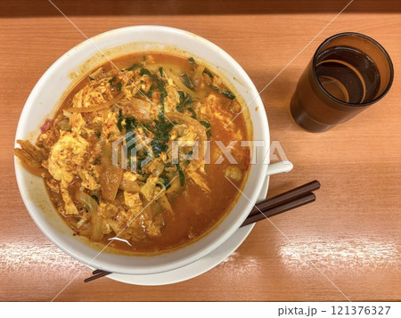 飲食店のチゲ味噌ラーメン 121376327