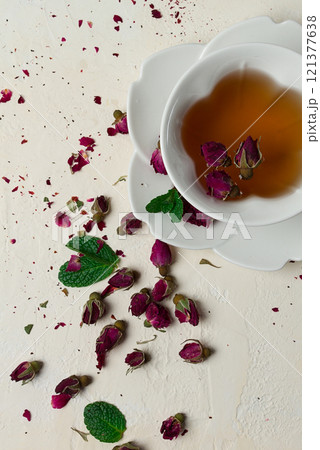 cup of tea, damask rose, pink tea, close-up, 121377638