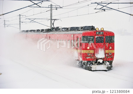 函館本線　妹背牛－深川　JR北海道　711系　S-101編成（札幌） 121380084