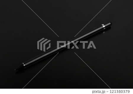 Stylus for drawing on capacitive screens. 121380379