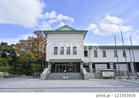 徳川美術館 121383016