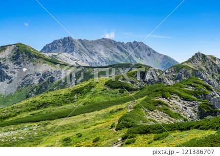 剱御前から見る立山 北アルプス劔岳登山 剱御前から見る立山 北アルプス劔岳登山 121386707