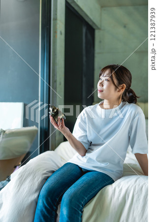 スタジオで撮影された人物ポートレートのコレクション スタジオで撮影された人物ポートレートのコレクション 121387939