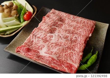 黒毛和牛特選赤身スライス すき焼き・しゃぶしゃぶ 黒毛和牛特選赤身スライス すき焼き・しゃぶしゃぶ 121392498