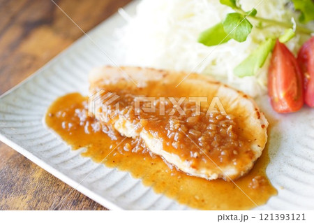 国産豚ロースの生姜焼き 国産豚ロースの生姜焼き 121393121
