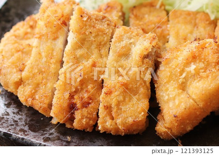 国産豚ロース肉厚とんかつ 国産豚ロース肉厚とんかつ 121393125