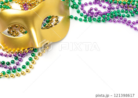 Mardi gras beads and mask isolated on white background 121398617