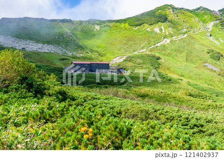 剣山荘　北アルプス劔岳登山 121402937