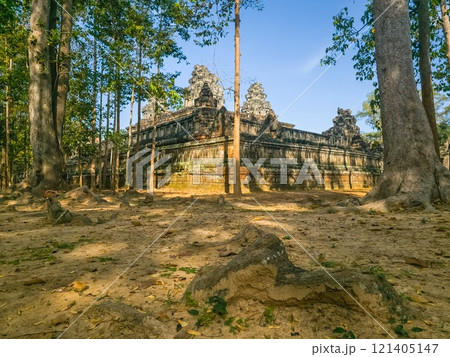 Ta Keo Wat temple in Angkor, Cambodia 121405147