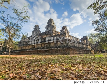 Ta Keo Wat temple in Angkor, Cambodia Ta Keo Wat temple in Angkor, Cambodia 121405151