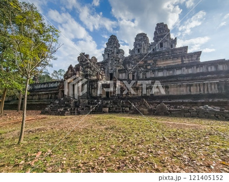 Ta Keo Wat temple in Angkor, Cambodia 121405152