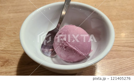 アイスクリーム 121405276