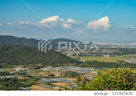 赤羽根展望台から見た田原市の風景(愛知県) 121407676
