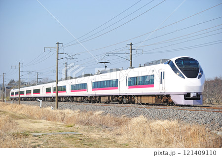 常磐線　岩間ー羽鳥　JR東日本　E657系　K5編成（勝田）　スーパーひたち 121409110