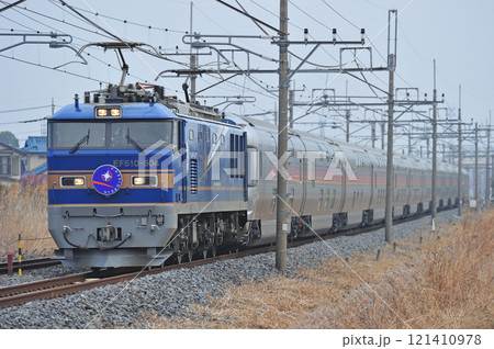東北本線　栗橋－東鷲宮　JR東日本　EF510-504（田端）+E26系（尾久）　カシオペア 121410978