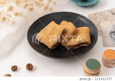 美味しそうな和菓子 121412757