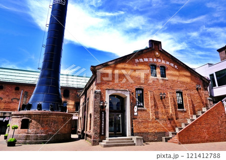 札幌ファクトリー レンガ館 煙突広場の風景 札幌ファクトリー レンガ館 煙突広場の風景 121412788