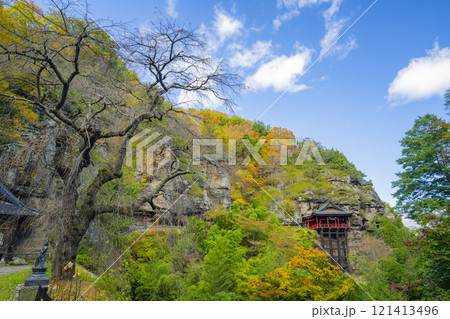 長野県小諸市布引山　釈尊寺の秋の風景 121413496