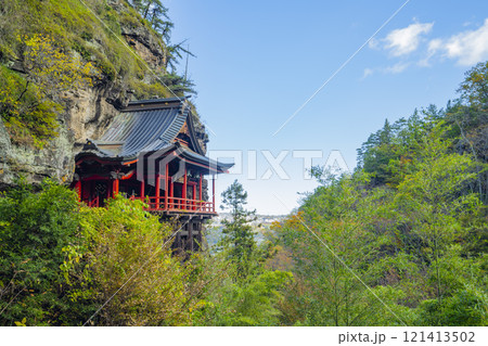長野県小諸市布引山　釈尊寺の秋の風景 121413502