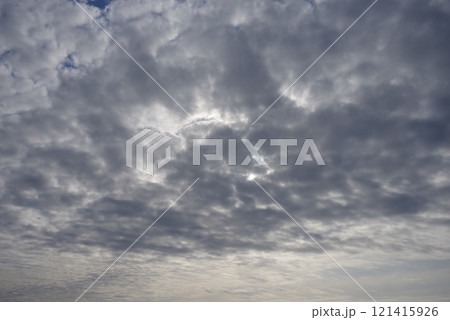曇空 曇天 雲の多い空 灰色の空 曇空 曇天 雲の多い空 灰色の空 121415926