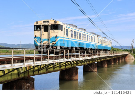 【JR四国】キハ47形＋キハ40形（牟岐線：阿波赤石〜南小松島） 121416425