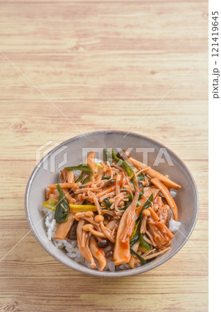 キノコの中華味どんぶり キノコの中華味どんぶり 121419645
