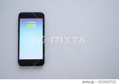 スマートフォンバッテリー残量 121422712
