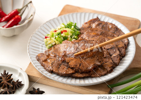 牛肉 ビーフ すね 121423474