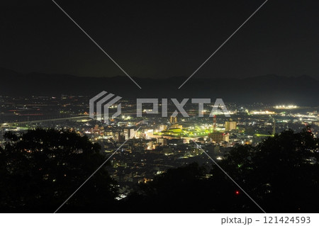 八幡山展望台から望む福井市南部の夜景 121424593