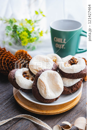 手作りスモアクッキー 121427464