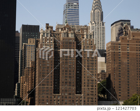 new york manhattan view from East river 121427703