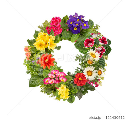 Number 0 made of flowers 121430612
