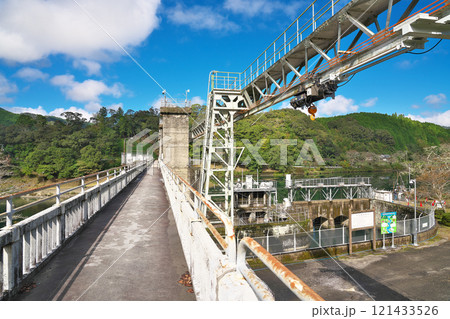 【佐賀取水堰 (四万十川)】 高知県高岡郡四万十町家地川 【佐賀取水堰 (四万十川)】 高知県高岡郡四万十町家地川 121433526