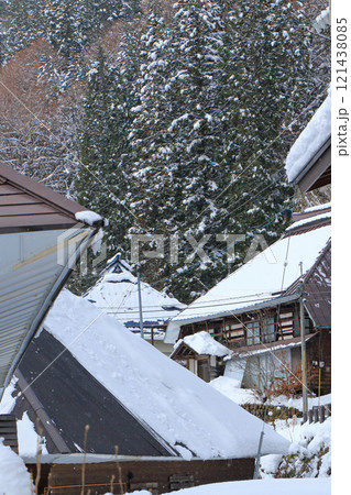 冬の白馬村青鬼集落 重要伝統的建造物保存地区 冬の白馬村青鬼集落 重要伝統的建造物保存地区 121438085