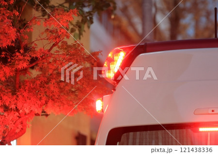 救急車 救急車 121438336