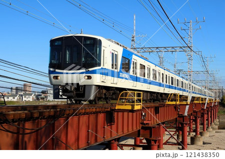 【泉北高速鉄道】7000系 準急（南海高野線：我孫子前〜浅香山） 121438350