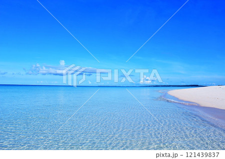 沖縄 青空の宮古島 与那覇前浜の海 沖縄 青空の宮古島 与那覇前浜の海 121439837