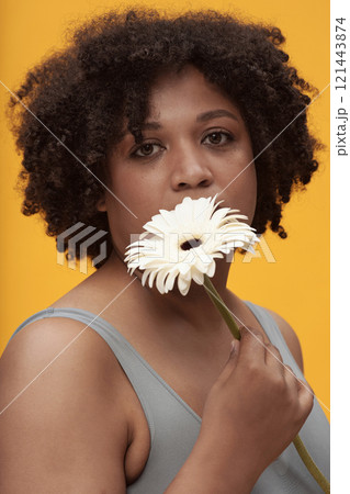 Gentle Woman With White Flower Gentle Woman With White Flower 121443874