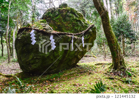出雲大神宮　磐座 121445132
