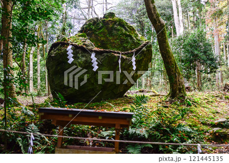 出雲大神宮　磐座 121445135