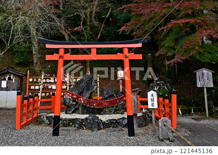 出雲大神宮　夫婦岩 121445136