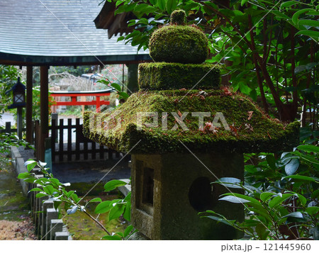 日向大神宮　境内社　神田稲荷大神 121445960