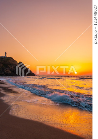 角田浜の夕暮れ 121448027