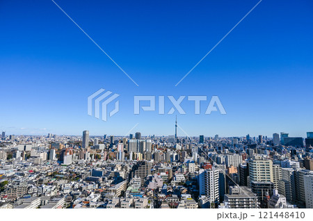 東京の都市風景 121448410