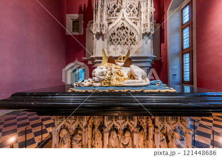 Tombs of the dukes of Burgundy, Dijon palace, France 121448686