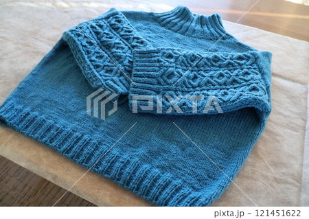 手編みセーター　アラン模様　棒針編み 121451622
