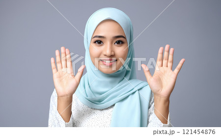 potrait of muslim woman wearing hijab potrait of muslim woman wearing hijab 121454876