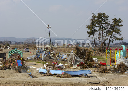 3.11東日本大震災後の仙台空港周辺 After Tohoku Earthquake 121456962