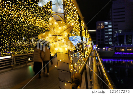 煌めく冬のイルミネーション 煌めく冬のイルミネーション 121457276